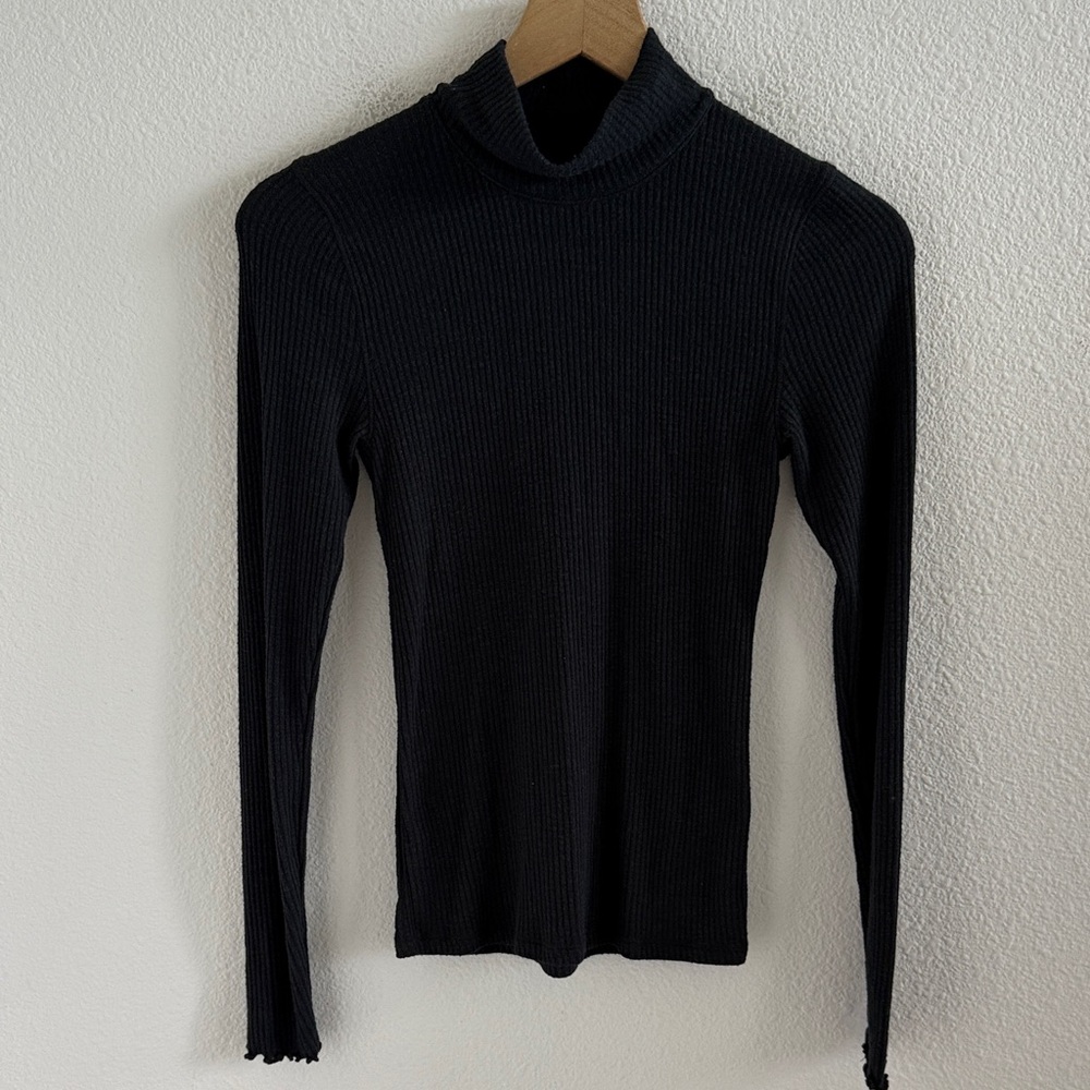 Abercrombie & Fitch Black Ribbed Turtle Neck Long Sleeve Small